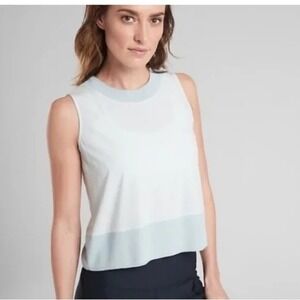 Athleta Zephyr Shell Tank Top Womens S Ice Blue Ribbed Detail Featherweight